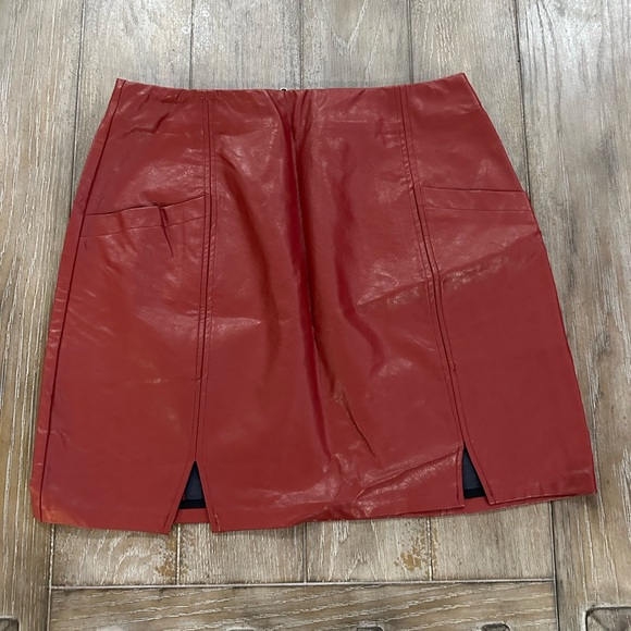 MINKPINK Dresses & Skirts - MINKPINK Skirt